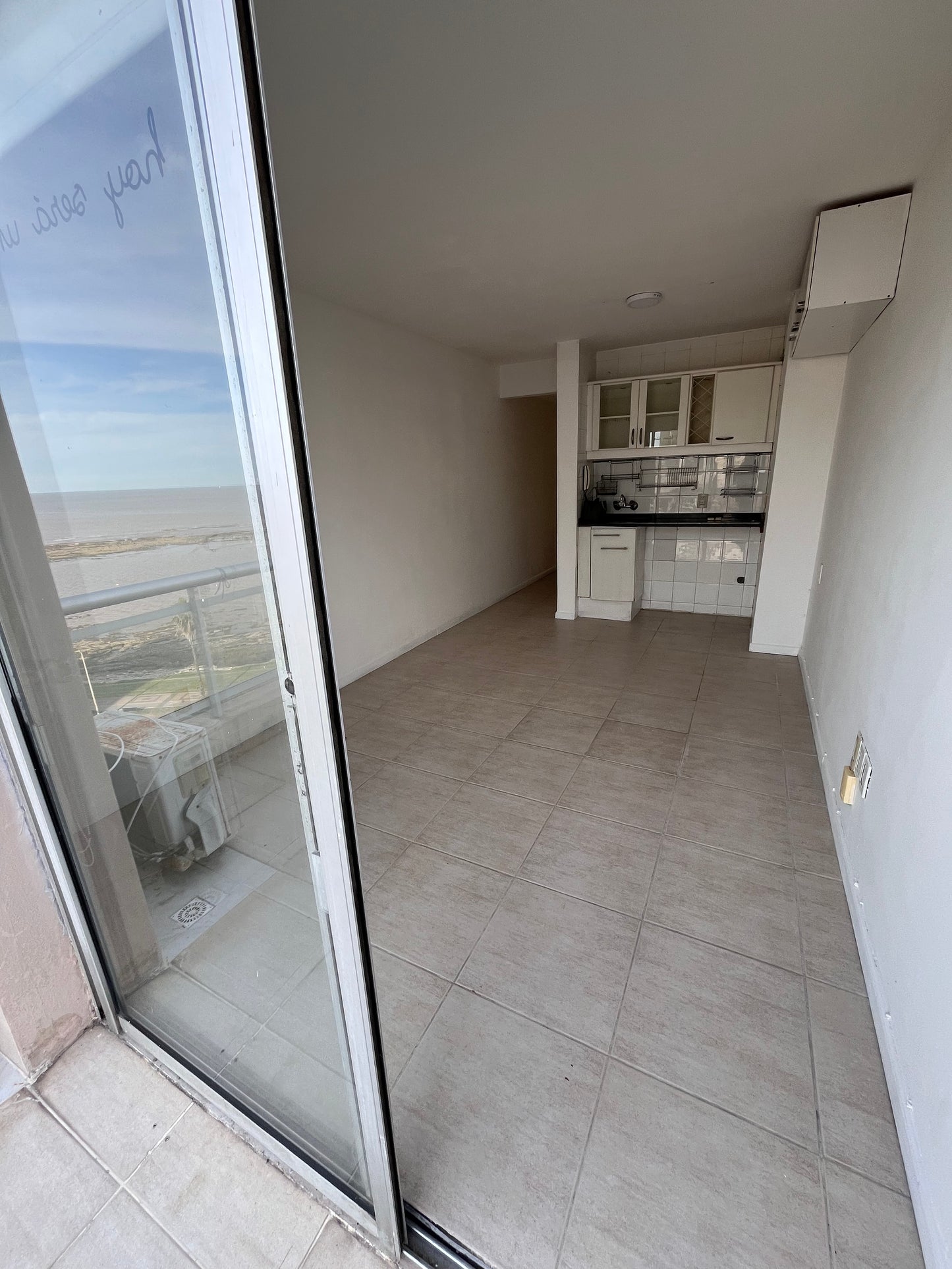 PUNTA CARRETAS 1 dorm + Balcón